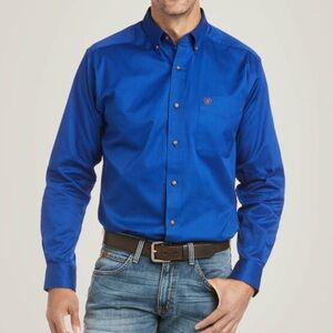 GUC Ariat Men's Ultramarine Solid Twill Fitted Shirt